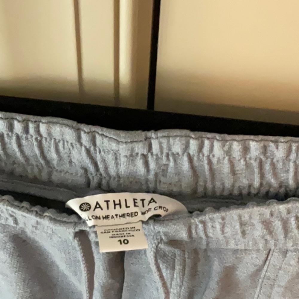 Athleta Farallon Heathered BlueGray Wide-leggeCropped Pants for Effortless Style - Picture 2 of 3